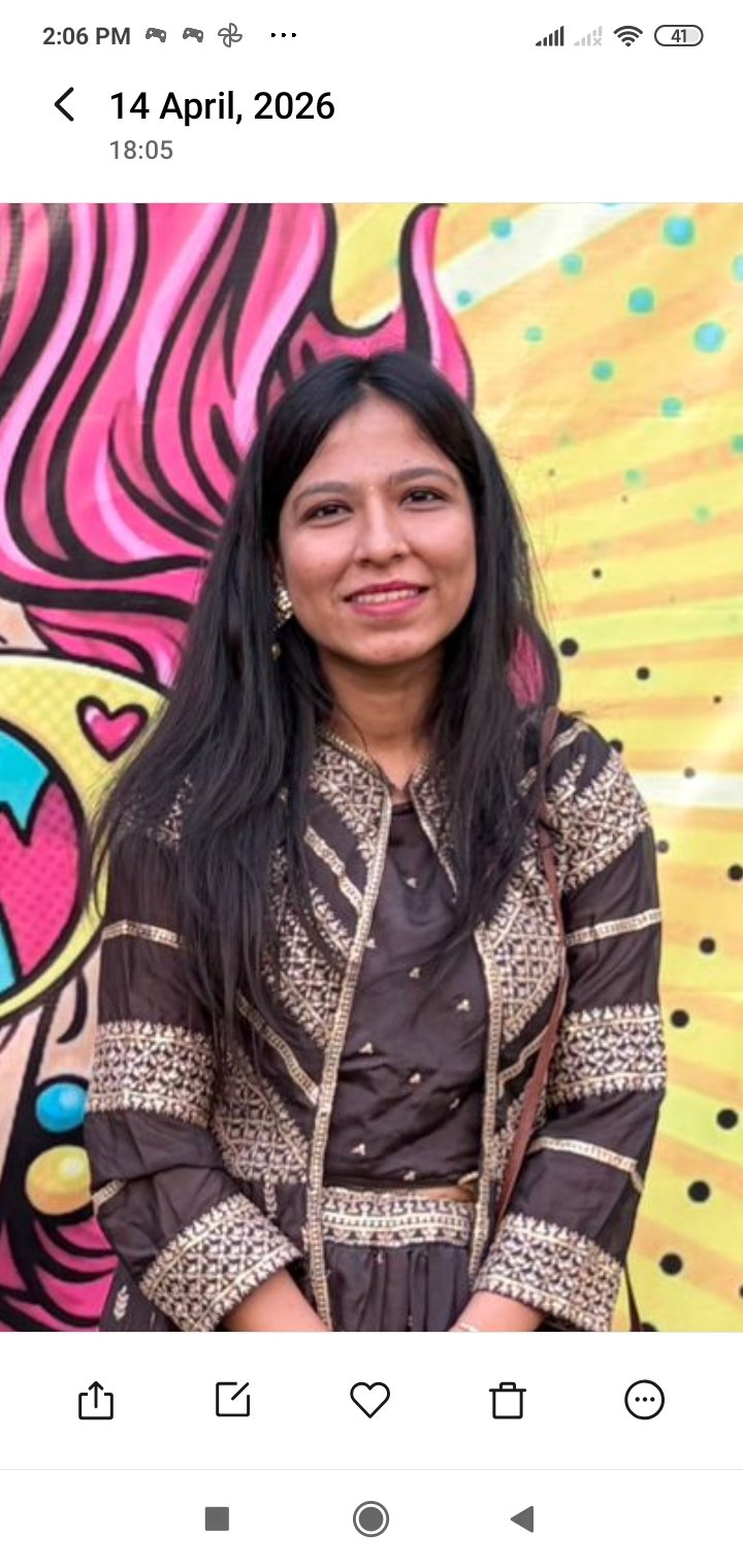 Dr Sara Shah