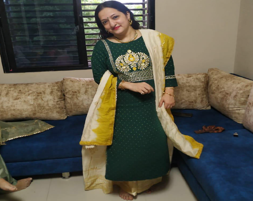 Jigna V Trivedi