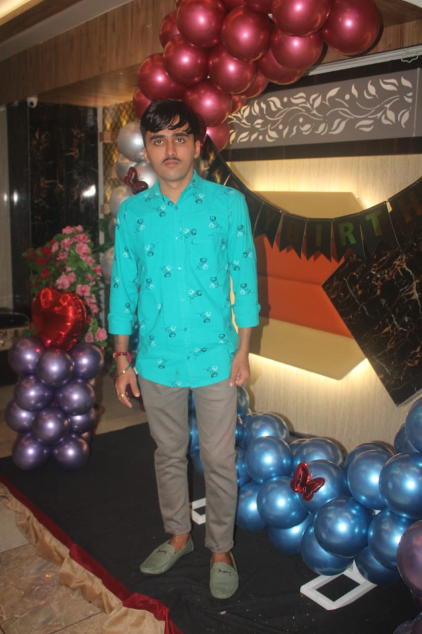 SHAILESH LALWANI